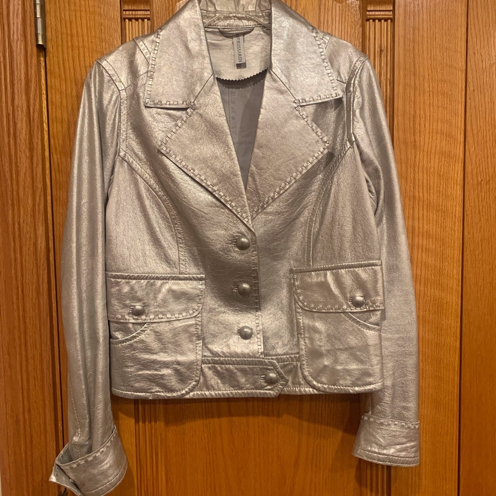 CHIC SILVER BLAZER SZ S